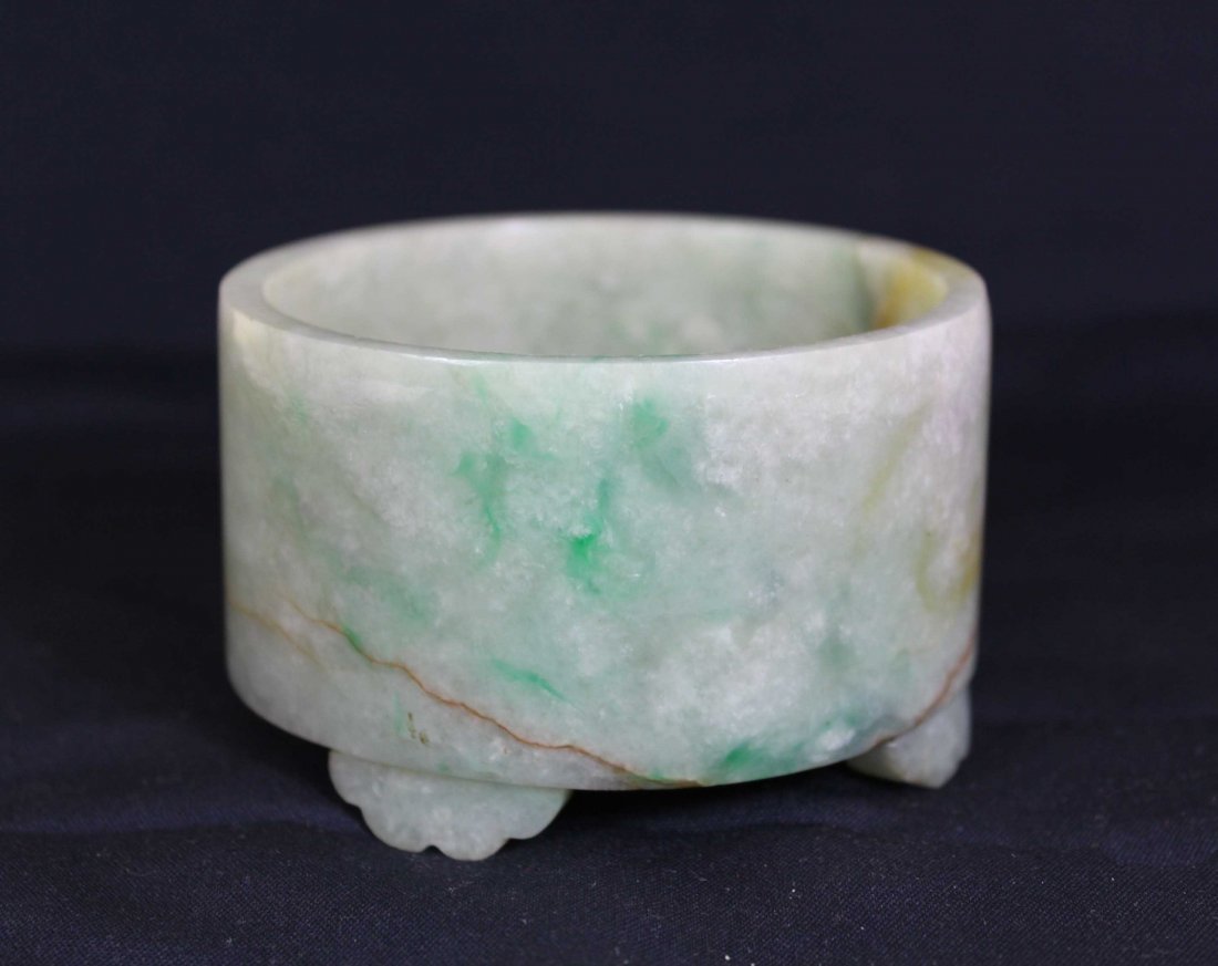 A Chinese Qing Dyansty Jadeite Brush Wash Pot (1 of 5)