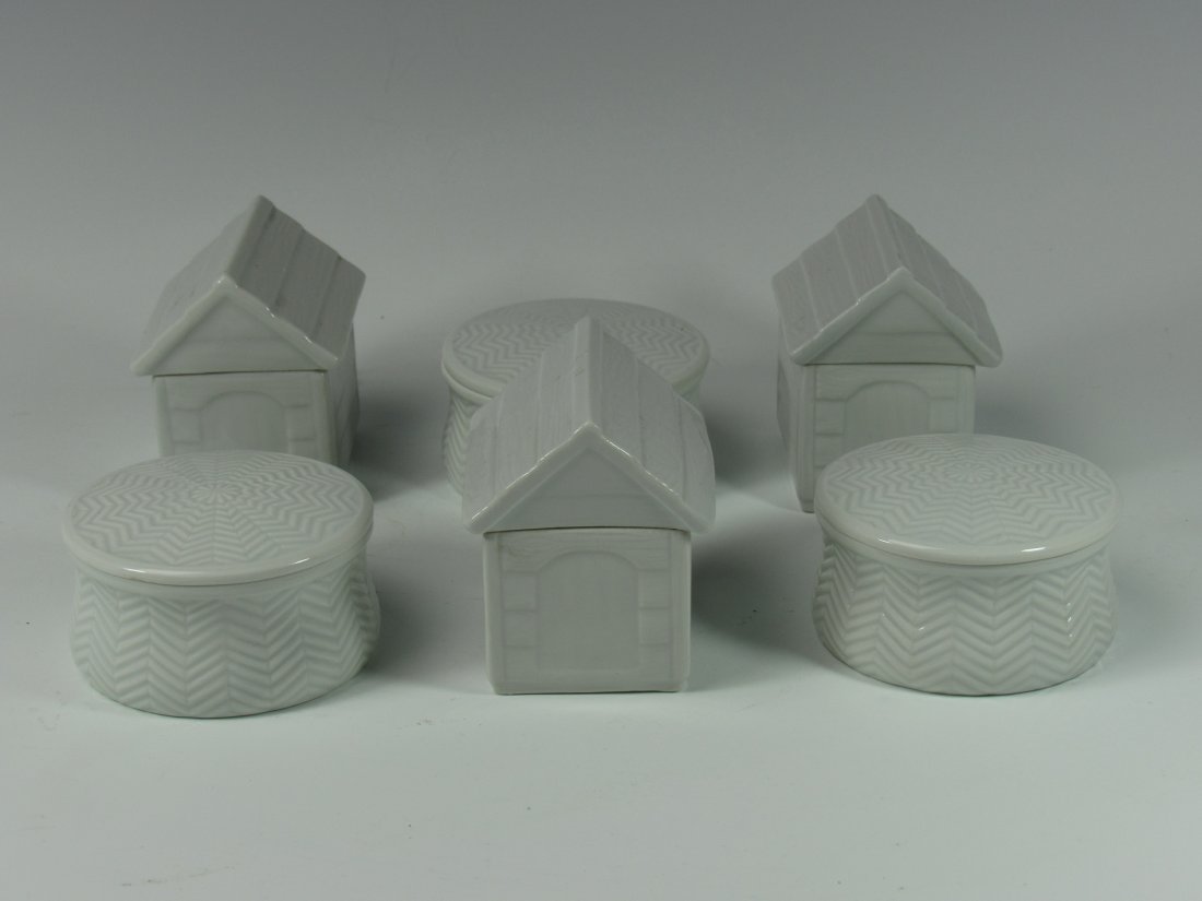 Lot of Six (6) Limoges France Trinket Boxes: Lot of Six (6) Limoges France Trinket Boxes. Good Condition. Measurements Dog House 3" Length x 2-3/8" Wide x 2-7/8" Tall, Round Trinket 3-1/8" Diameter x 1-5/8" Tall.