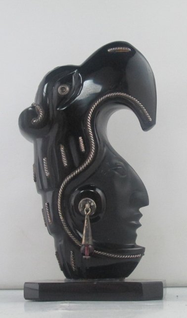 Onyx Black Stone Obsidian Mayan Aztec Carved Idol: Onyx Black Stone Obsidian Mayan Aztec Carved Idol Statue Figurine 6"in H by 3"in w