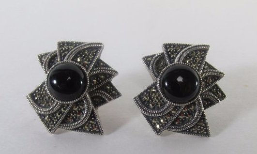 Sterling Silver Marcasite Earring with Onyx Center: Sterling Silver Marcasite Earring with Onyx Center Stone 26.8 Grams Total weight