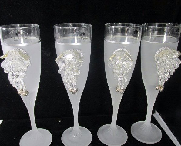 Arte Murano Champagne Flutes Frosted with Grapevine (1 of 3)