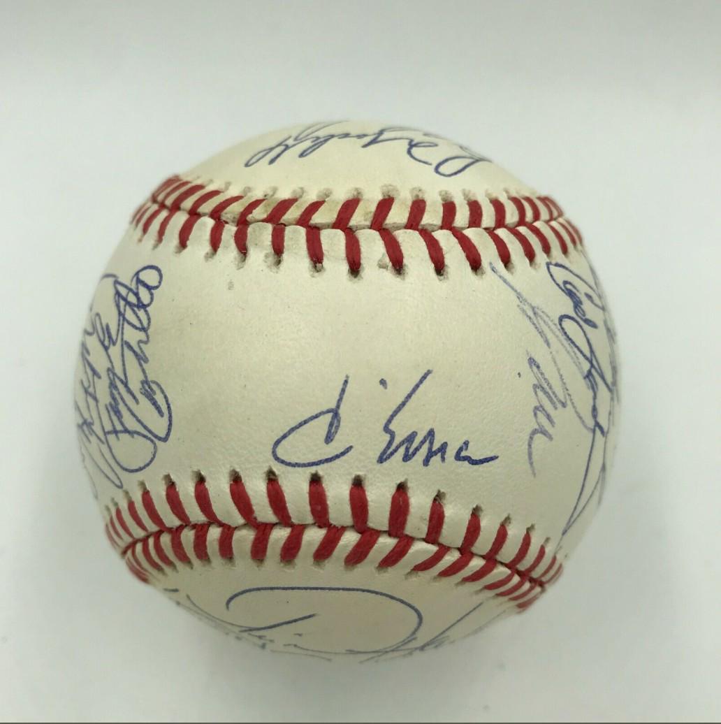 1991 Chicago Cubs Team Signed Baseball Ryne Sandberg (1 of 5)