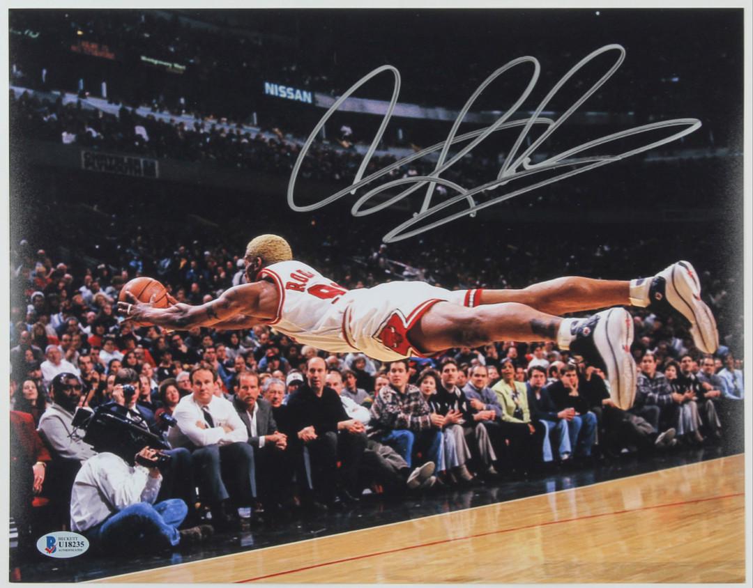 Dennis Rodman Signed Bulls 11x14 Photo (Beckett COA) (1 of 1)