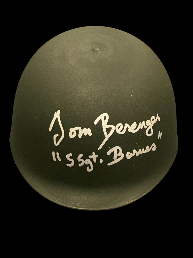 TOM BERENGER SIGNED PLATOON HELMET AUTHENTIC AUTOGRAPH (1 of 1)