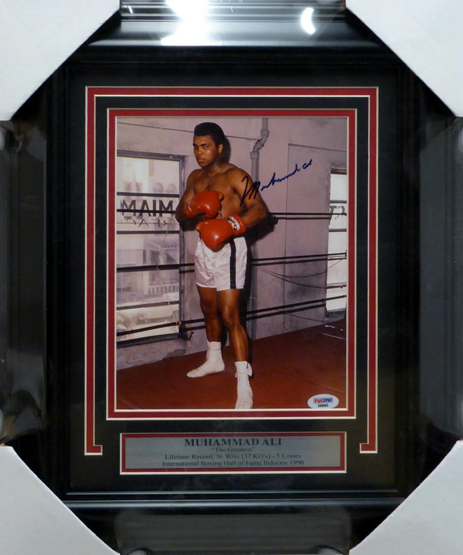 Muhammad Ali Autographed Framed 8x10 Photo PSA/DNA (1 of 2)