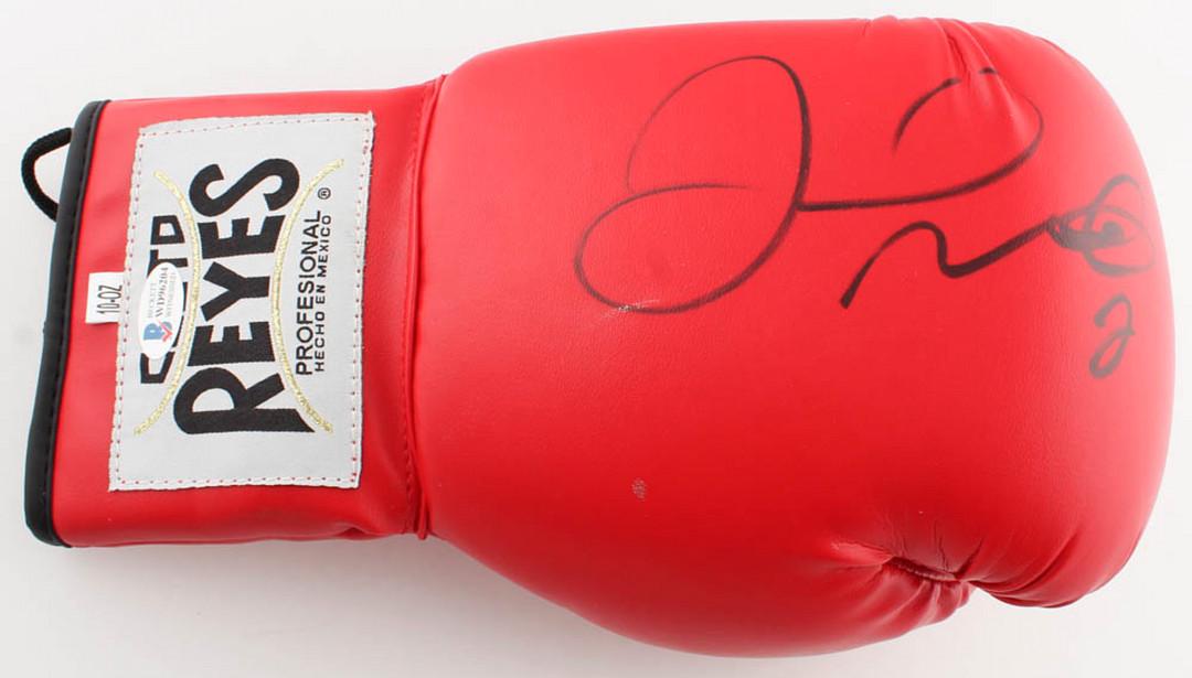 Floyd Mayweather Jr. Signed Cleto Reyes Boxing Glove (1 of 1)