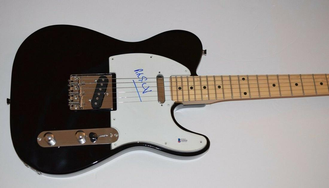 Peter Gabriel Signed Electric Guitar GENESIS Beckett (1 of 1)