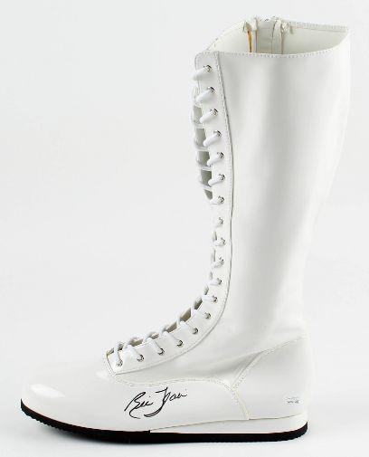 Ric Flair Signed Wrestling Boot (JSA COA) (1 of 1)