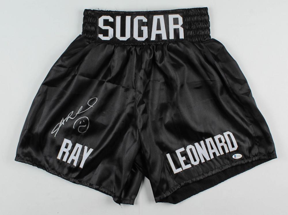 Sugar Ray Leonard Signed Boxing Trunks (Beckett (1 of 1)