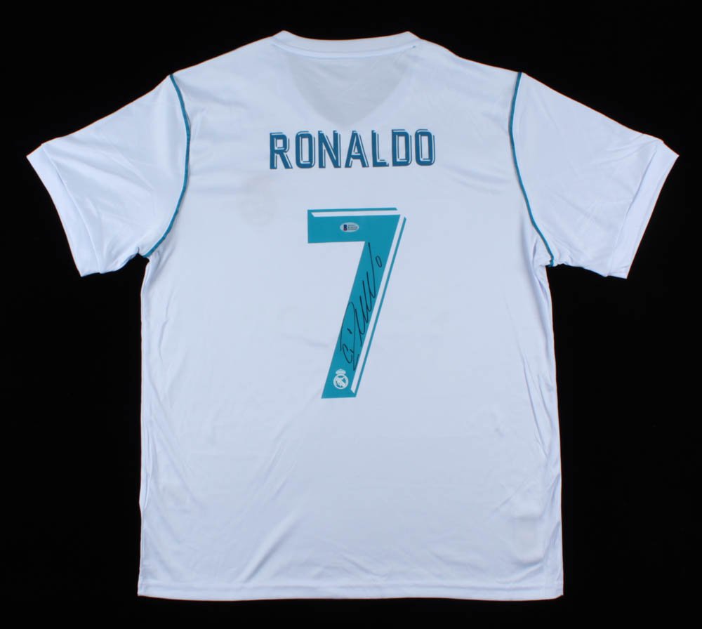 Cristiano Ronaldo Signed Jersey (Beckett COA) (1 of 1)