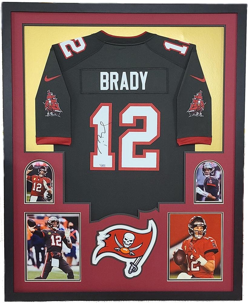 Tom Brady Tampa Bay Buccaneers signed jersey FANATICS (1 of 1)