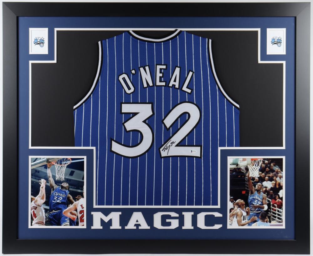 Wayne Gretzky Signed 1982-83 O-Pee-Chee OPC Card (1 of 1)