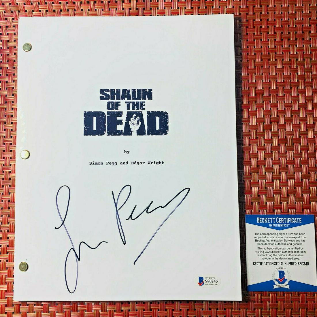 SIMON PEGG SIGNED SHAUN OF THE DEAD SIGNED MOVIE SCRIPT (1 of 1)