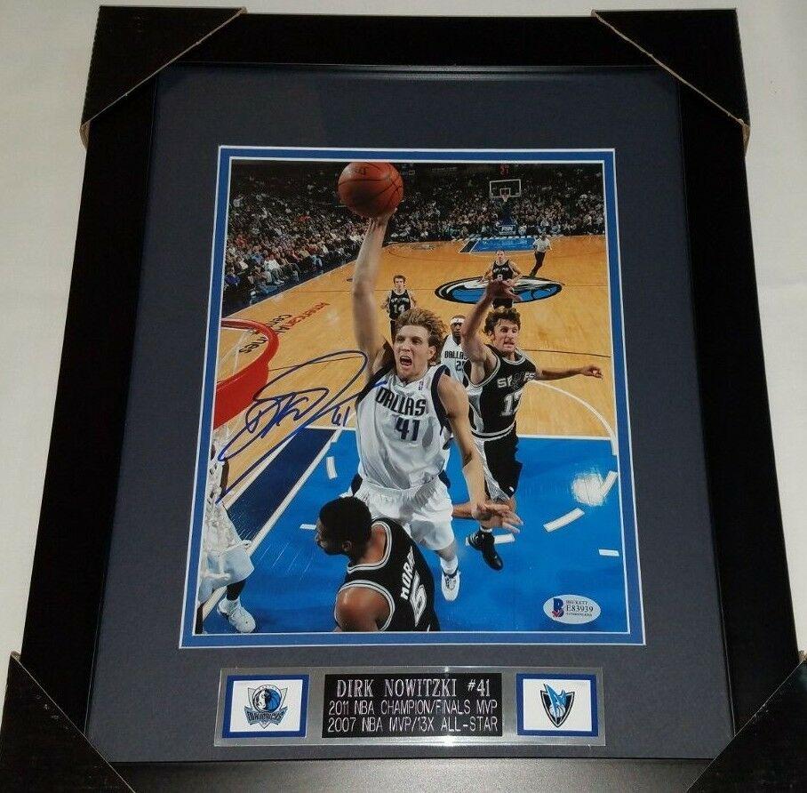Dirk Nowitzki Signed Dallas Mavericks Framed 8X10 Photo (1 of 1)