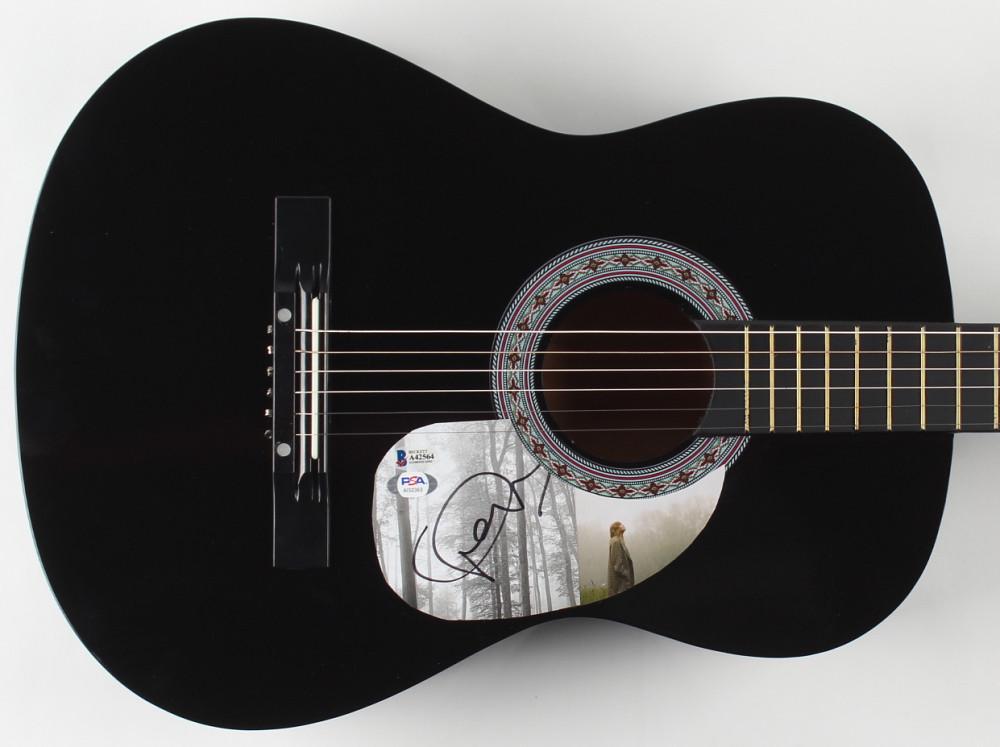 Taylor Swift Signed 38" Acoustic Guitar (Beckett LOA & (1 of 1)