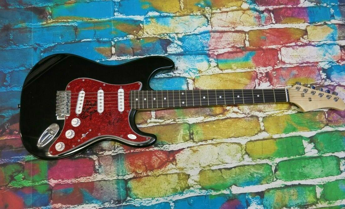 The Beach Boys Mike Love Bruce Johnston Signed Black (1 of 1)