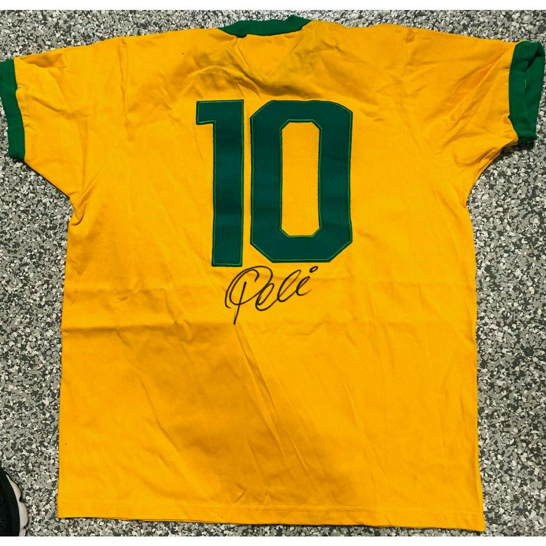 Brazil Pele Signed Soccer Jersey Autographed PSA DNA (1 of 1)