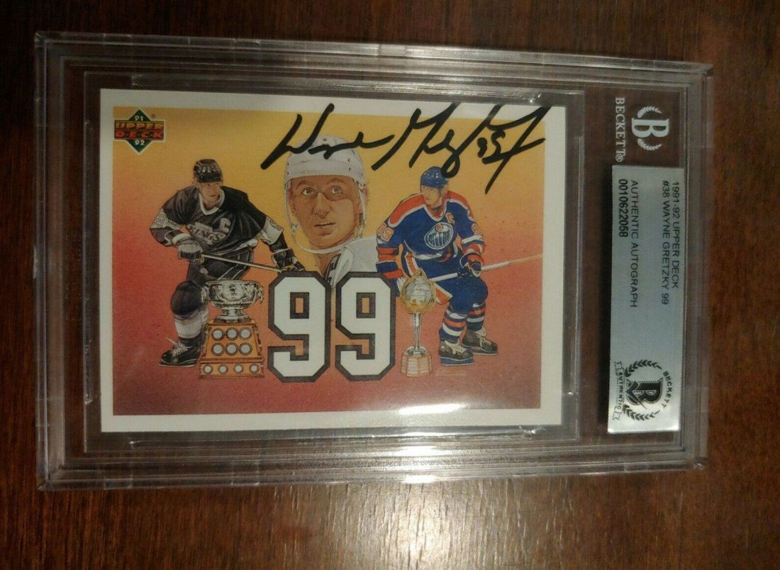 WAYNE GRETZKY Signed 1991-92 UPPER DECK Card #38 (1 of 1)