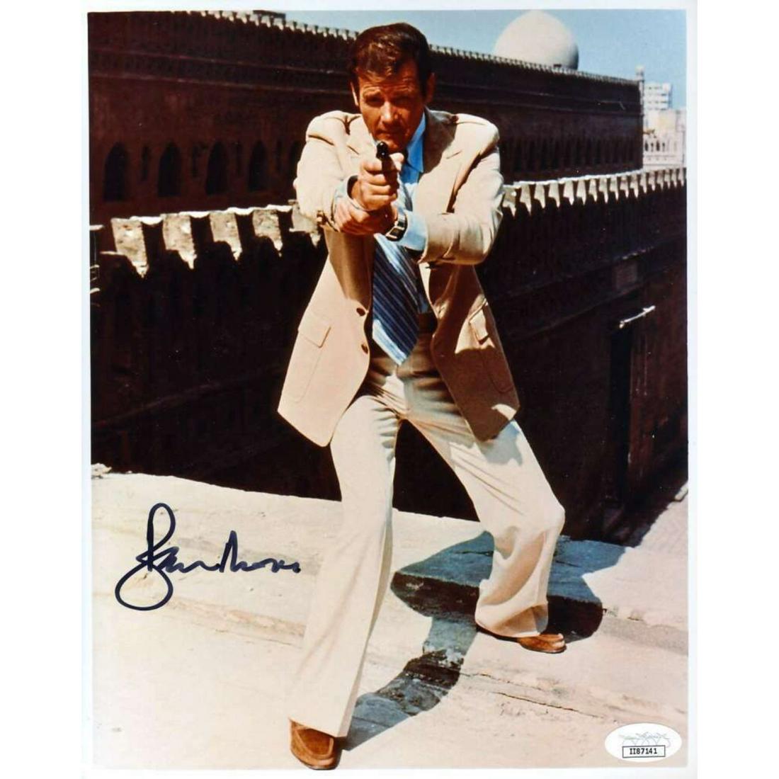 Roger Moore JSA Coa Signed 8x10 James Bond Photo (1 of 1)