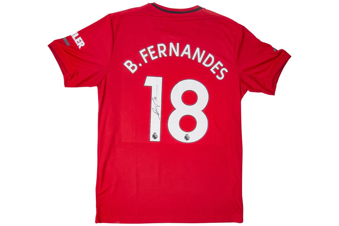 Fernandes Signed Manchester United Shirt JSA COA: This Manchester United shirt was signed by Bruno Fernandes. Since arriving at the club he has quickly become a fan favourite with his winning mentality and quality on the ball. In his first season, he