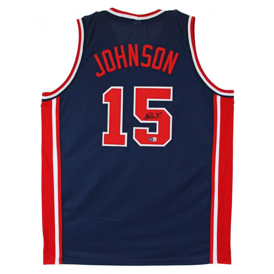 Magic Johnson Signed Jersey (Beckett Hologram) (1 of 2)