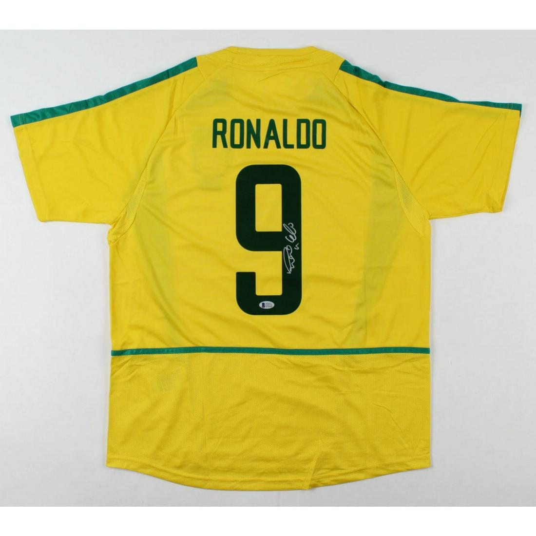 Ronaldo Signed Jersey (Beckett COA): Ronaldo Signed Jersey (Beckett COA)