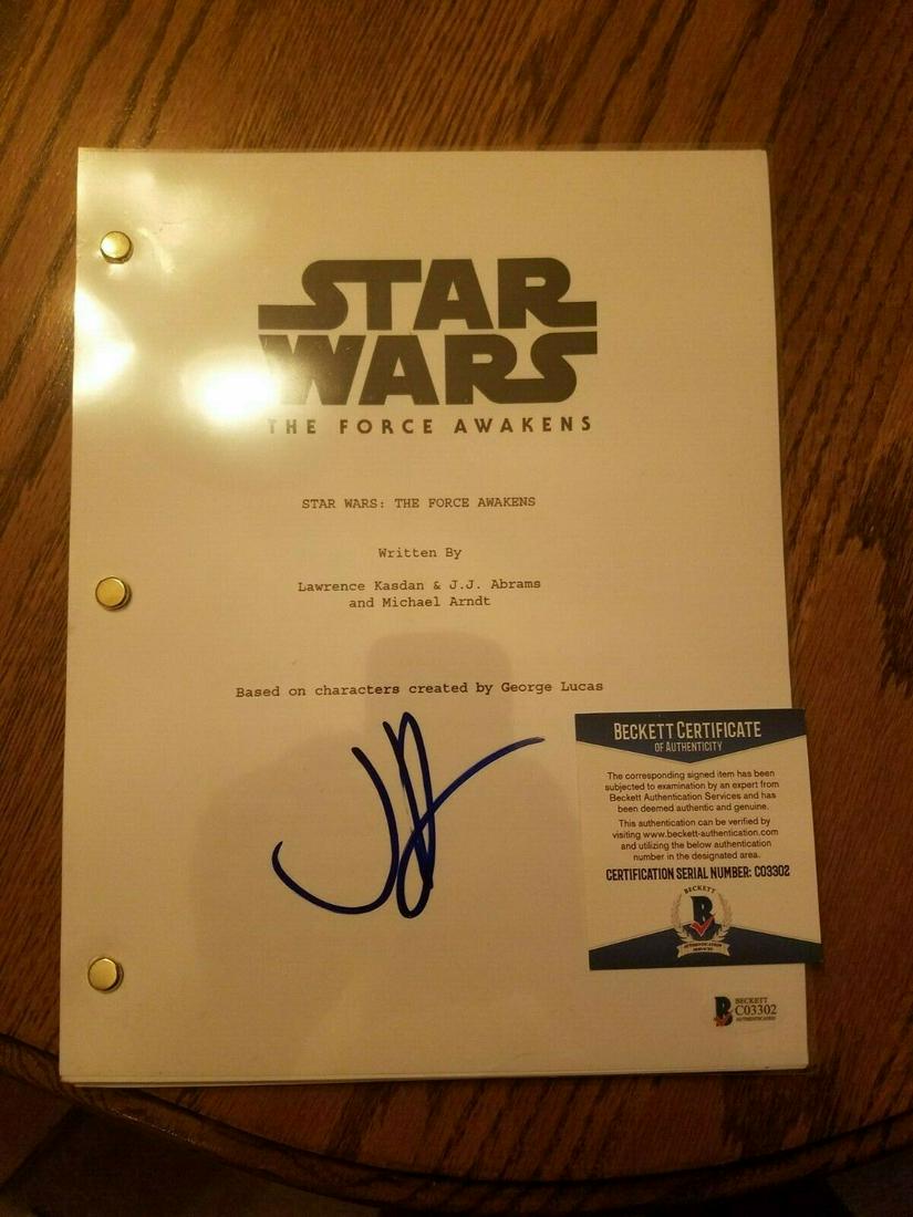 STAR WARS THE FORCE AWAKENS MOVIE SCRIPT AUTOGRAPHED BY (1 of 1)