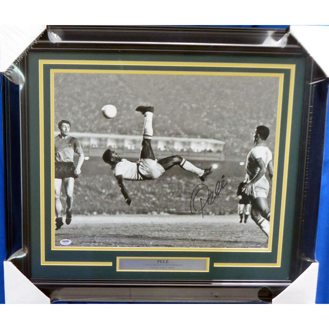 PELE AUTOGRAPHED SIGNED FRAMED 16X20 PHOTO BRAZIL (1 of 1)