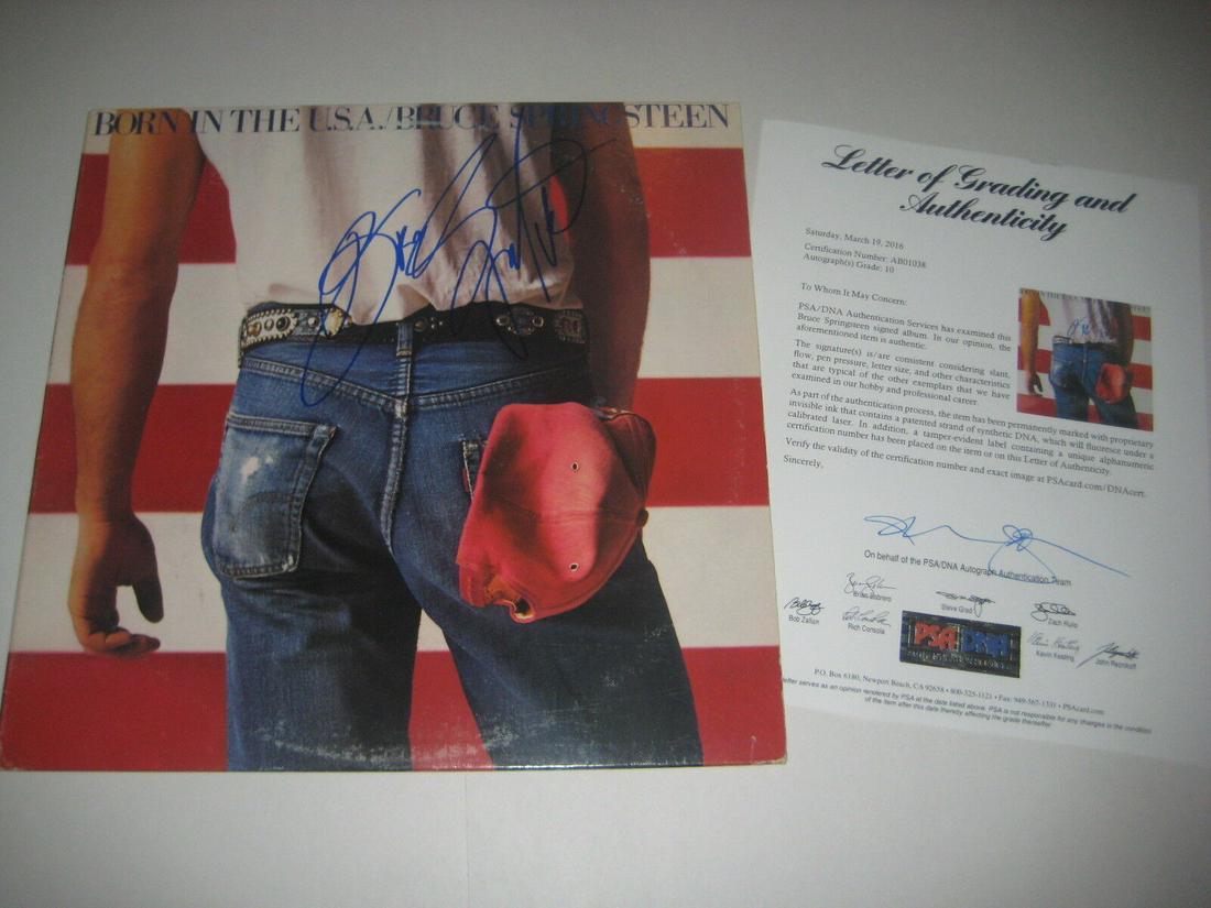 BRUCE SPRINGSTEEN Signed BORN IN THE USA Album w/ PSA (1 of 1)