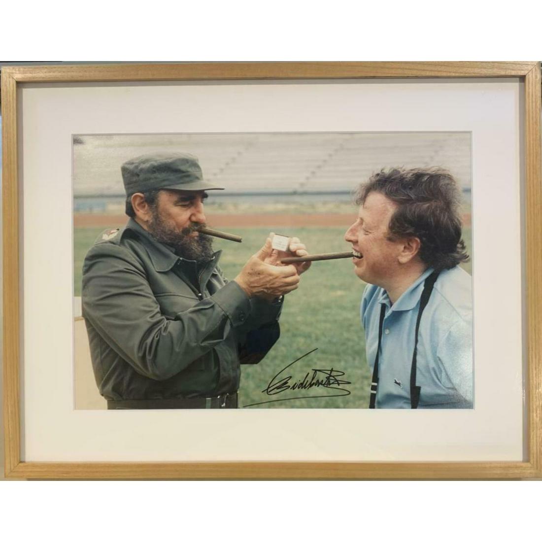 1983 Fidel Castro Signed Original Photo Lighting Cuban (1 of 3)