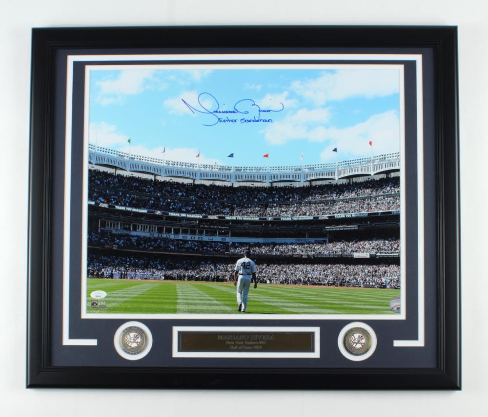 Mariano Rivera Signed Yankees 22x26 Custom Framed Photo (1 of 1)