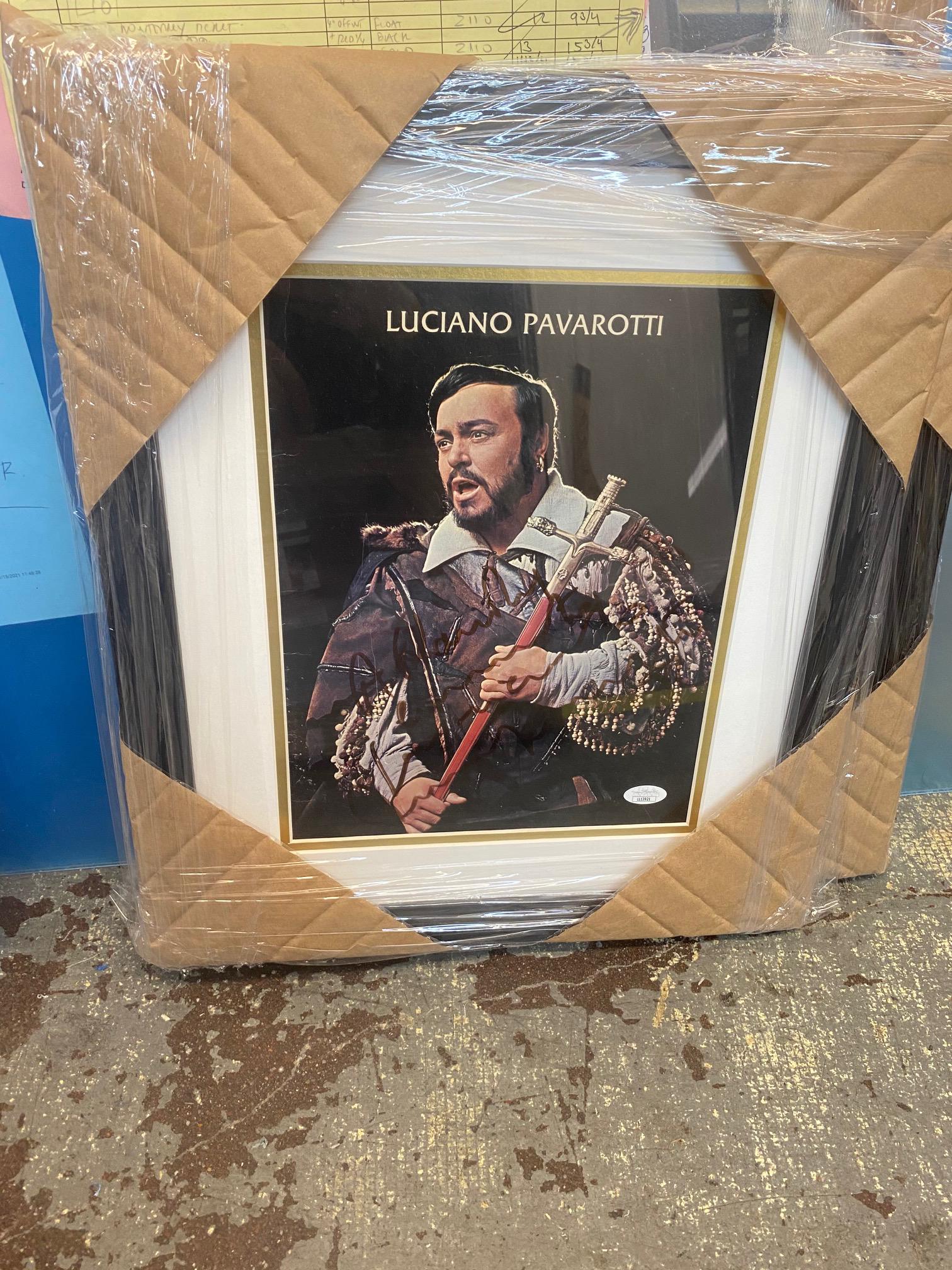 Pavaroti signed and Custom Framed LP JSA COA (1 of 1)