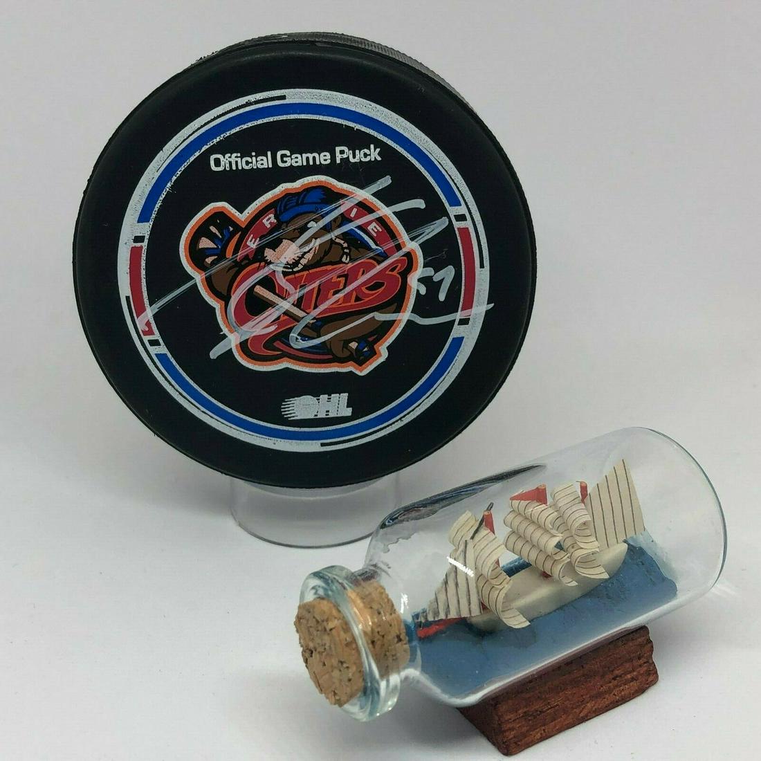 Connor McDavid signed Otters Logo Hockey Puck JSA COA: Connor McDavid signed Otters Logo Hockey Puck JSA COA