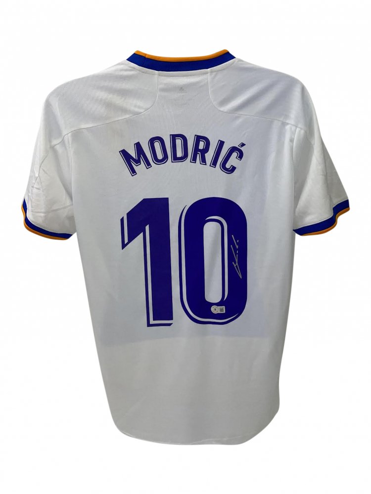 Luka Modric Signed Real Madrid Jersey (Beckett Hologram: Luka Modric Signed Real Madrid Jersey (Beckett Hologram)