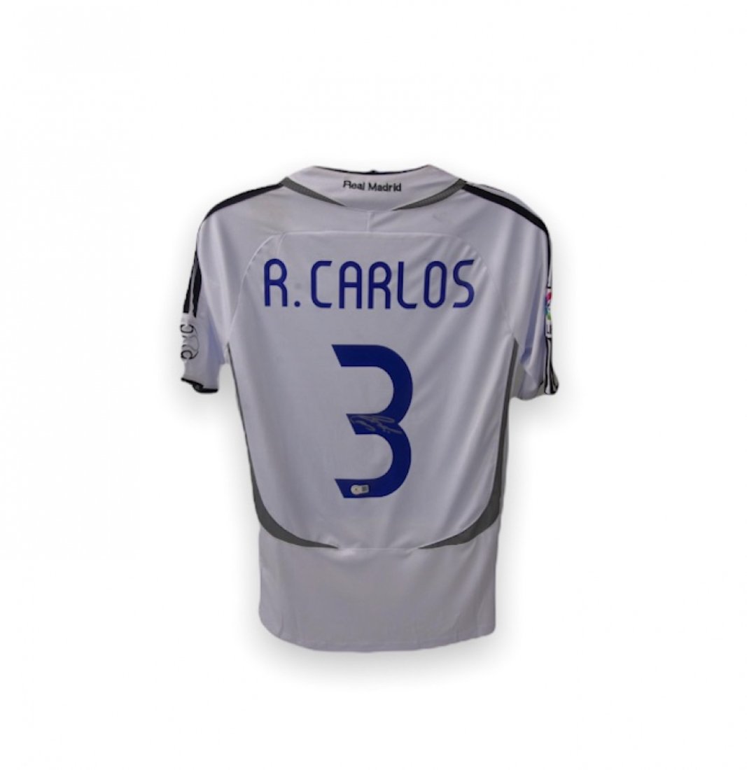 Roberto Carlos Signed Real Madrid Jersey (Beckett Holog: Roberto Carlos Signed Real Madrid Jersey (Beckett Holog