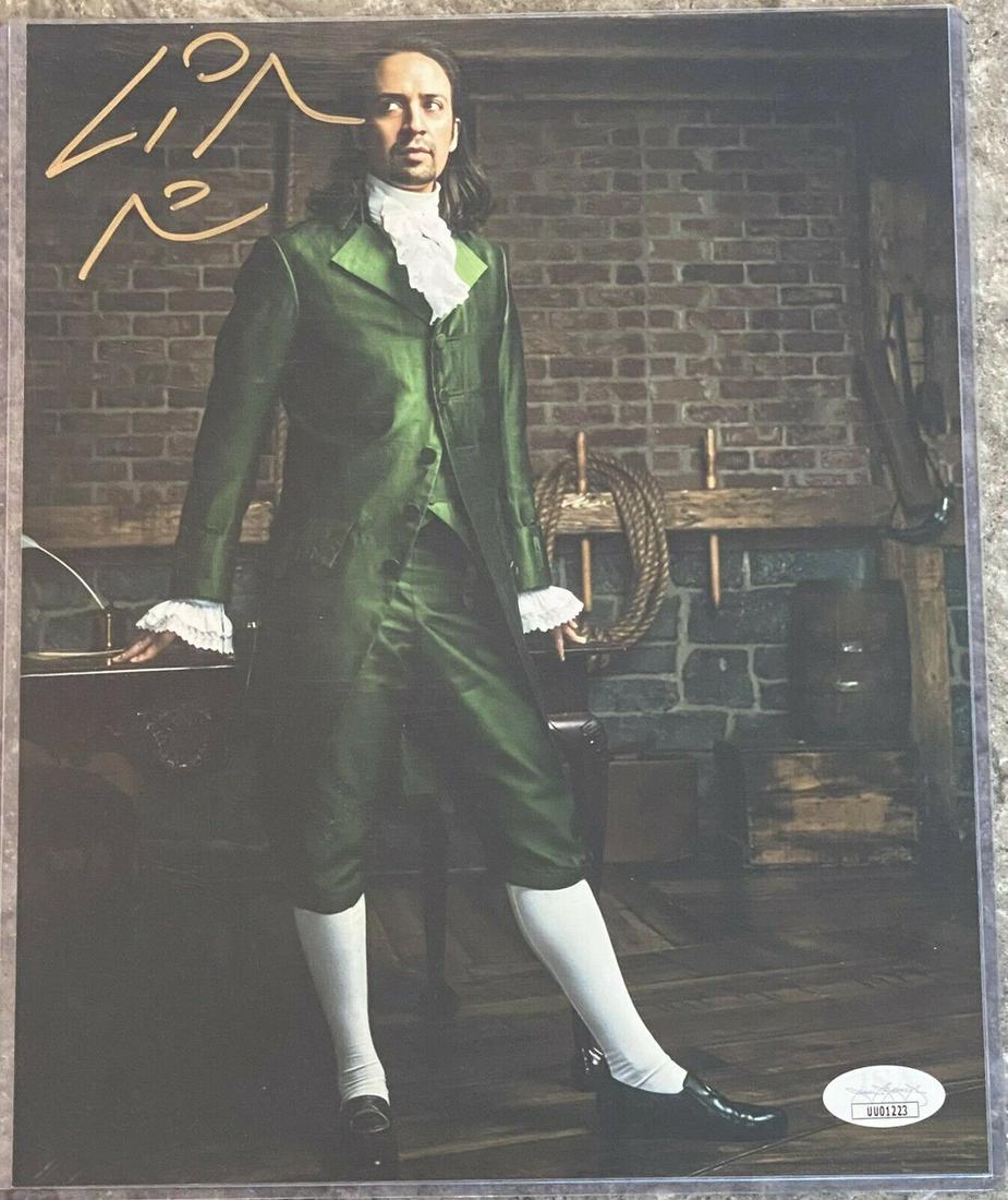 LIN MANUEL MIRANDA HAMILTON SIGNED 8X10 PHOTO (JSA COA) (1 of 1)