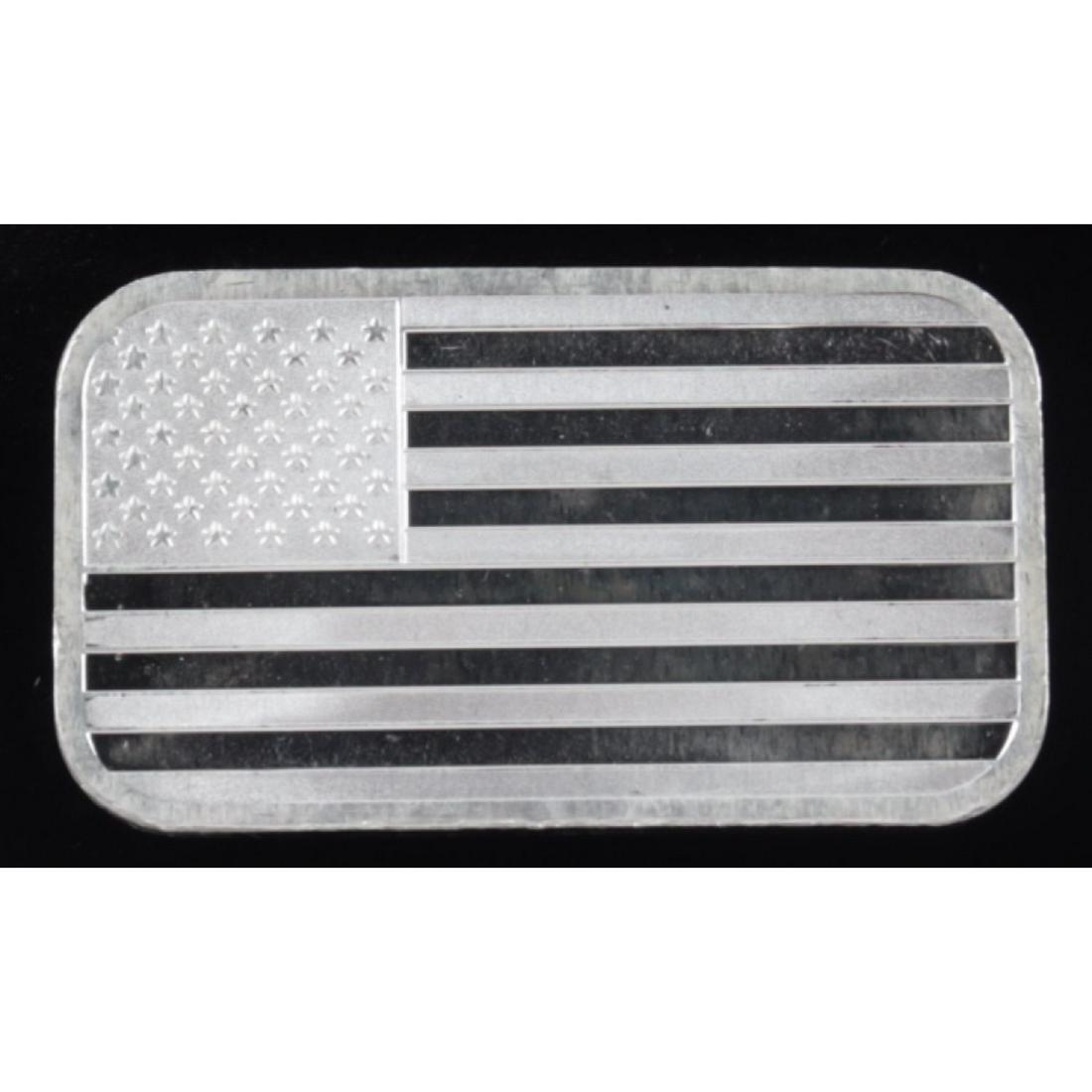 1 Oz .999 Fine Silver American Flag Bullion Bar (1 of 2)