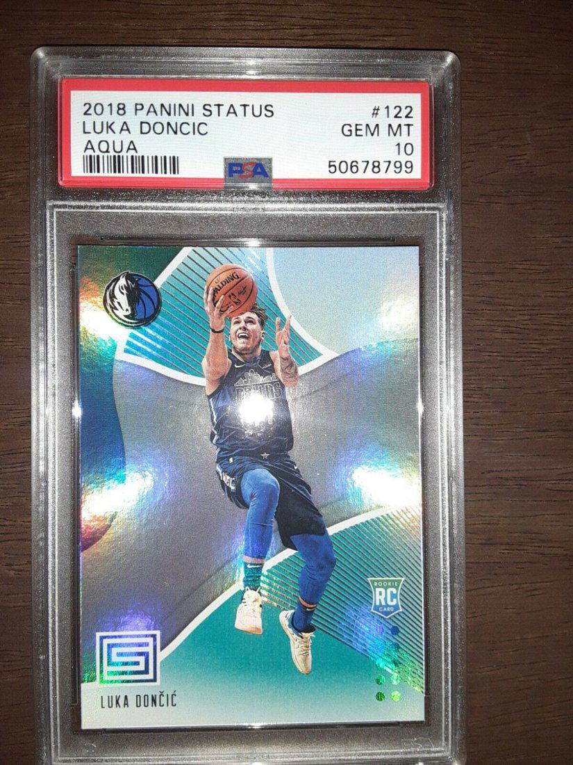 2018 Status Luka Doncic Aqua #122 Rookie RC PSA 10 (1 of 2)