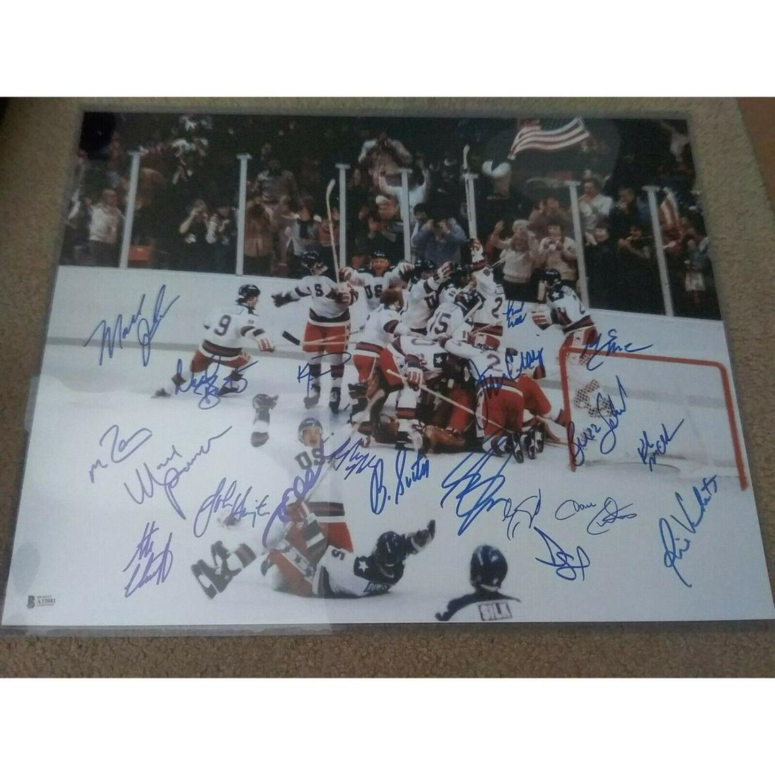 1980 USA Olympics Miracle on Ice Hockey Team Signed 16x20 20 Autos Beckett (1 of 2)