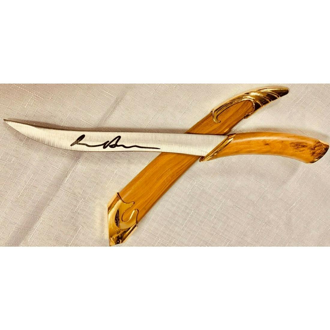 Orlando Bloom Signed The Pirates of the Caribbean Replica Knife BAS (1 of 1)
