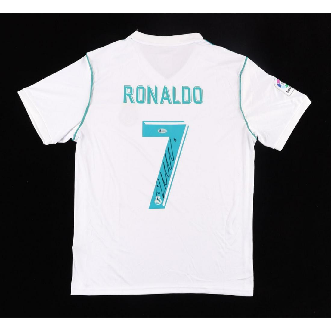 Cristiano Ronaldo Signed Jersey (Beckett COA) (1 of 2)