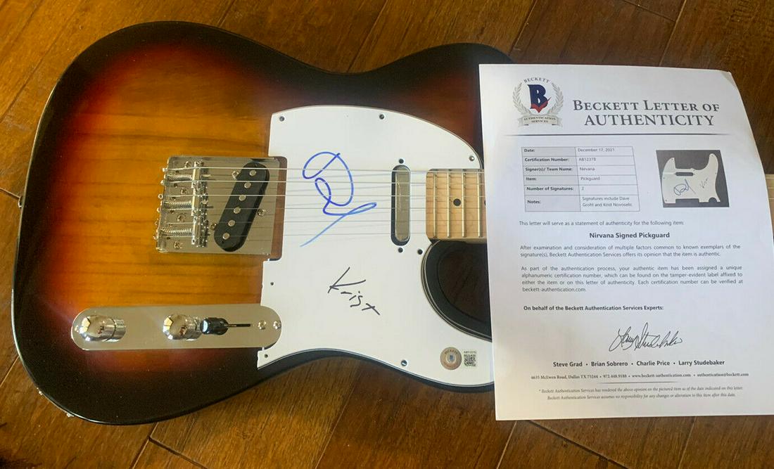 Nirvana Dave Grohl & Krist Signed Electric Guitar (BAS LOA) (1 of 1)