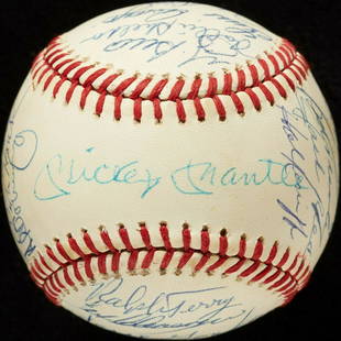 1961 New York Yankees World Series Champs Team Signed Baseball Mickey Mantle + OTHERS (BAS LOA): 1961 New York Yankees World Series Champs Team Signed Baseball Mickey Mantle + OTHERS (BAS LOA)