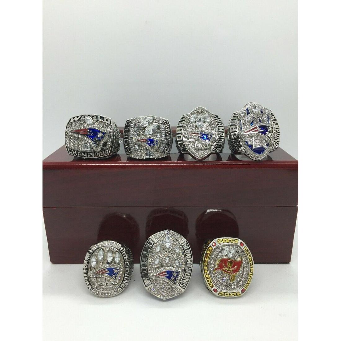 7 Pcs Tom Brady Super Bowl Championship Ring Set with Wooden Display Box (1 of 2)