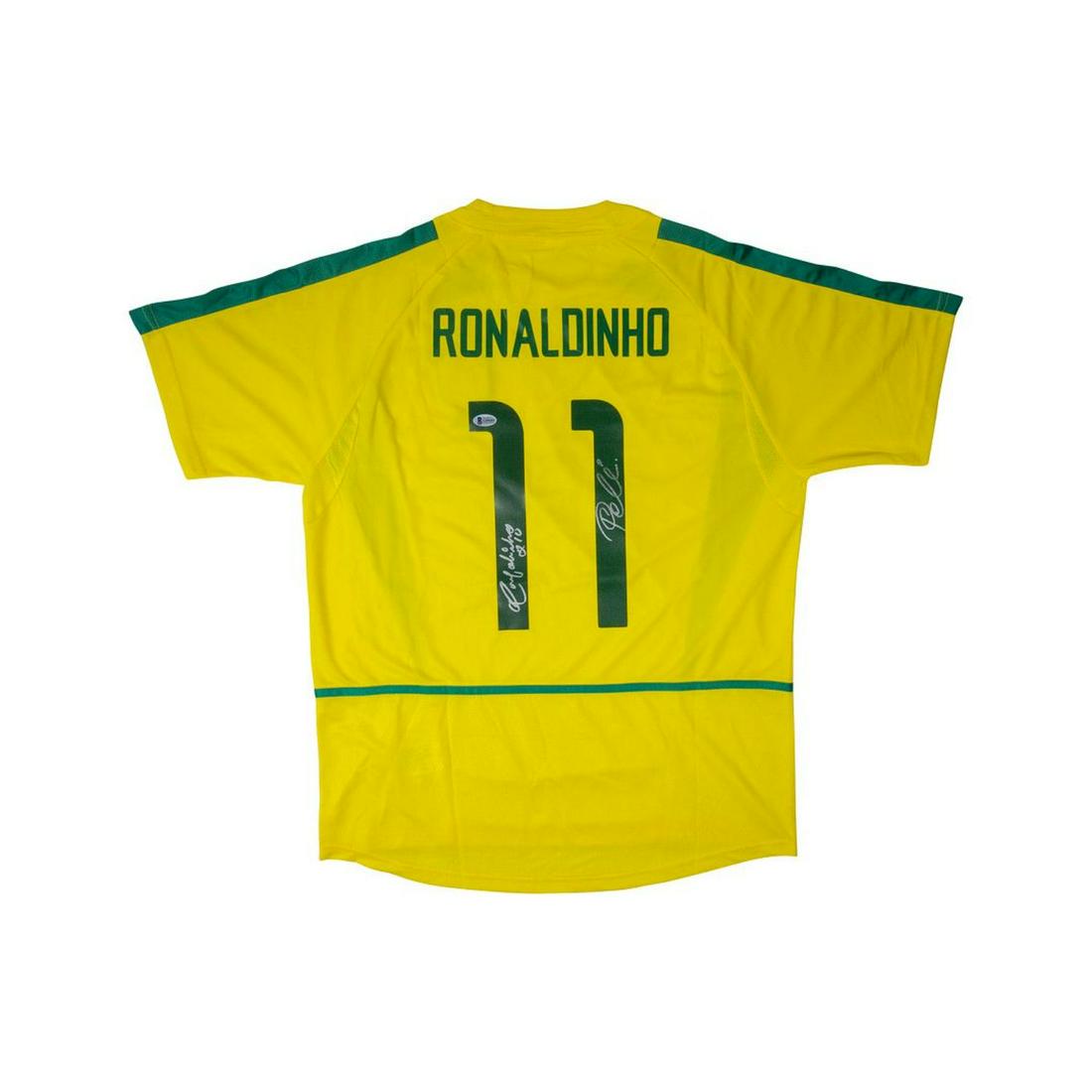 Duel Signed Brazil National Team Jersey by Pele & Ronaldinhio (Beckett COA): Duel Signed Brazil National Team Jersey by Pele & Ronaldinhio (Beckett COA)