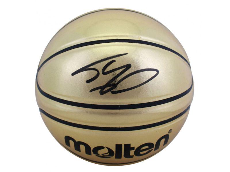 Shaquille O'Neal Signed Molten Basketball (Beckett COA) (1 of 1)