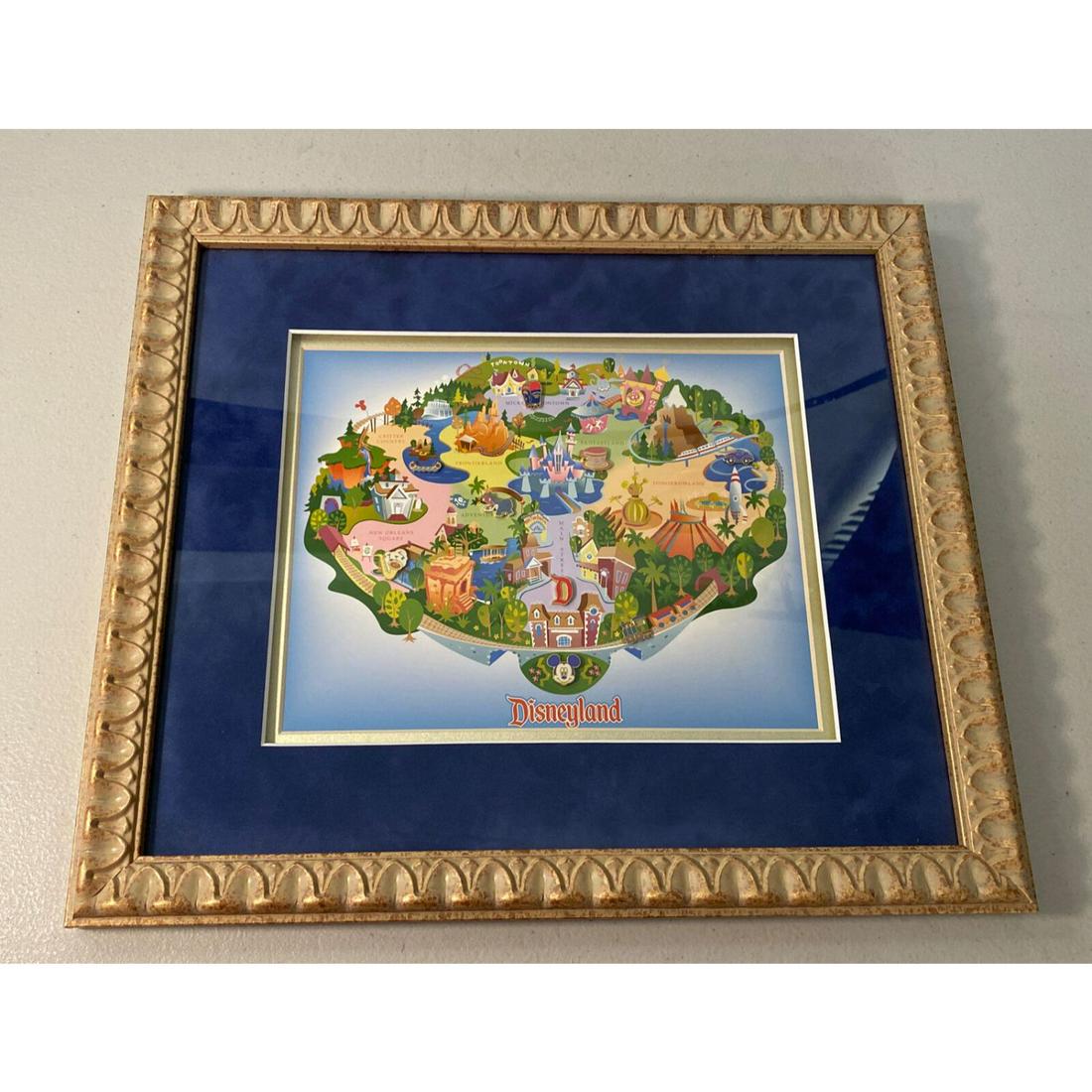 Framed Disney Attractions 9 Mini Pins & Map Set LE (1 of 3)