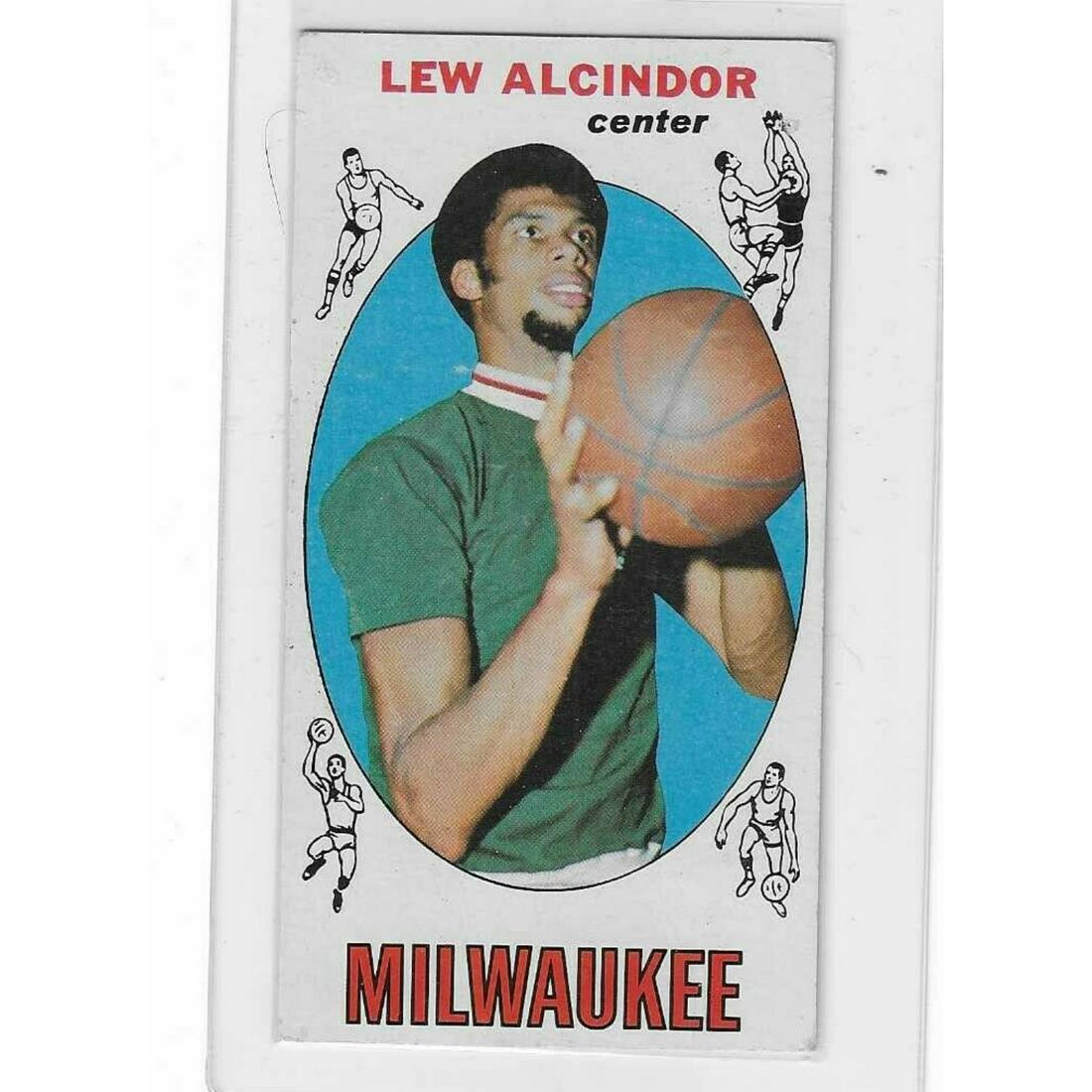 1969 Topps Basketball #25 Lew Alcindor Kareem Abdul Jabbar Rookie HOF ROOKIE CARD (1 of 2)