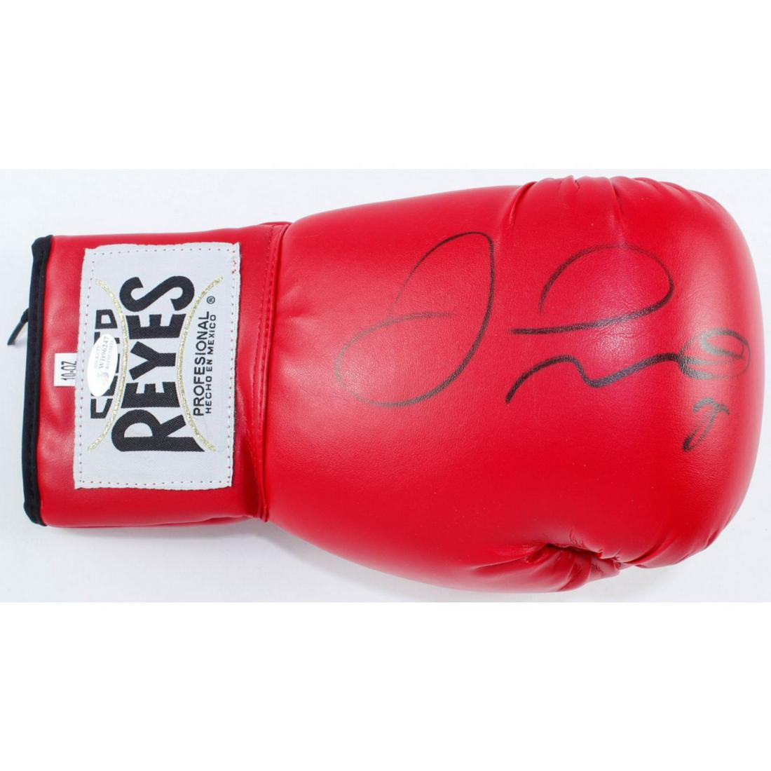 Floyd Mayweather Jr. Signed Cleto Reyes Boxing Glove (Beckett Hologram) (1 of 1)