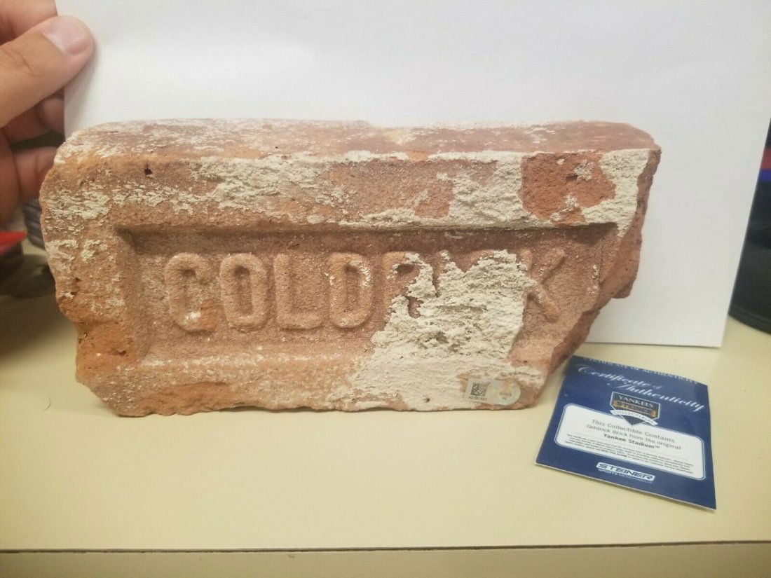 Authentic Brick from The Original Yankees Stadium. Steiner COA. FULL BRICK (1 of 1)